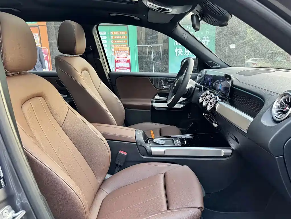 Mercedes-Benz EQB — миниатюра 7