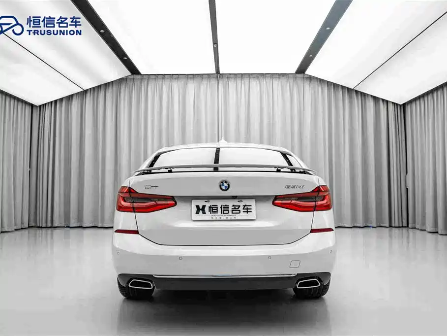 BMW 6 Series GT — миниатюра 6