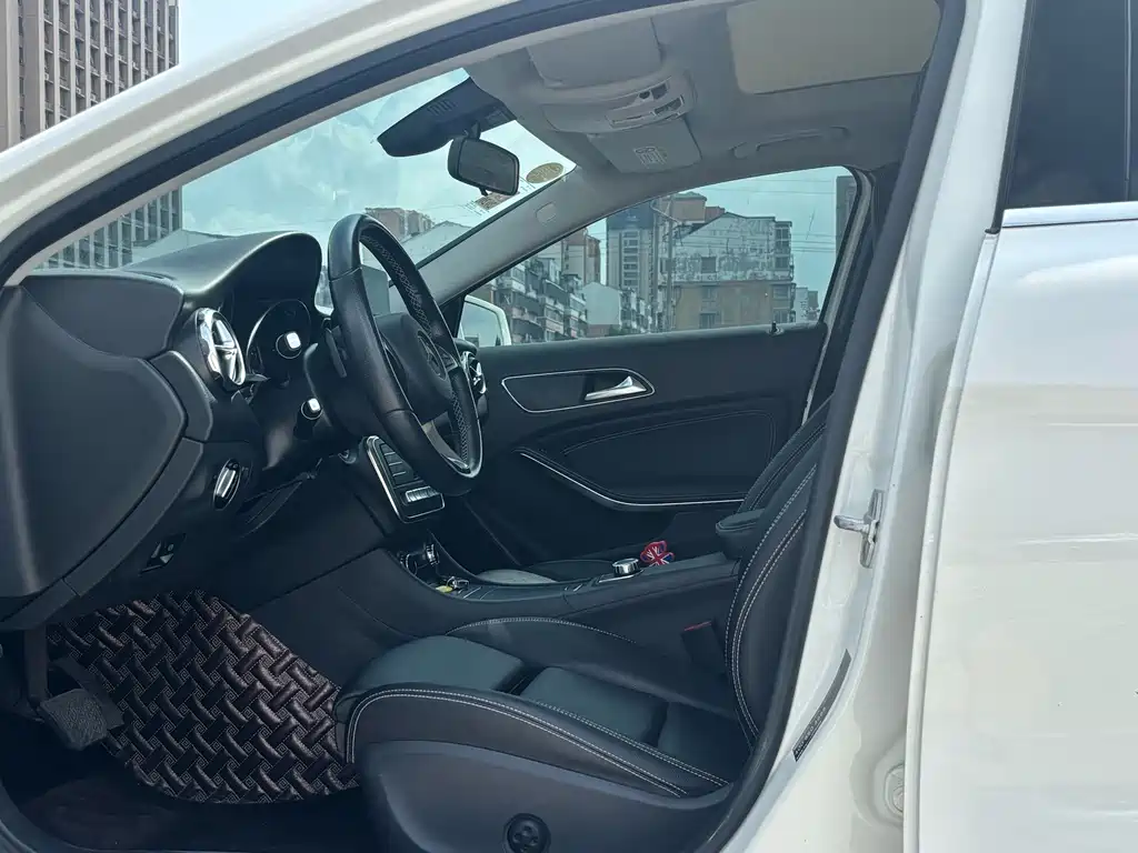 Mercedes-Benz GLA — миниатюра 4