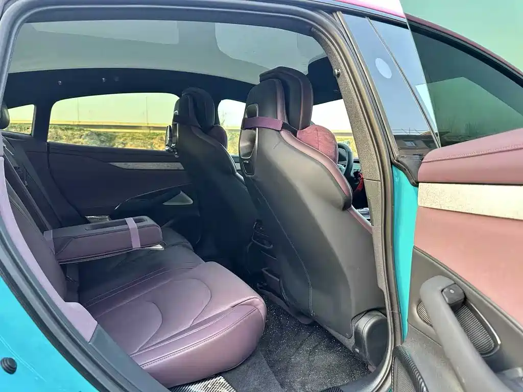 XIAOMI CAR XIAOMI SU7