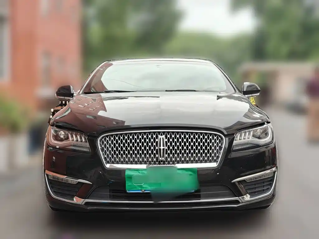 Lincoln MKZ — миниатюра 3