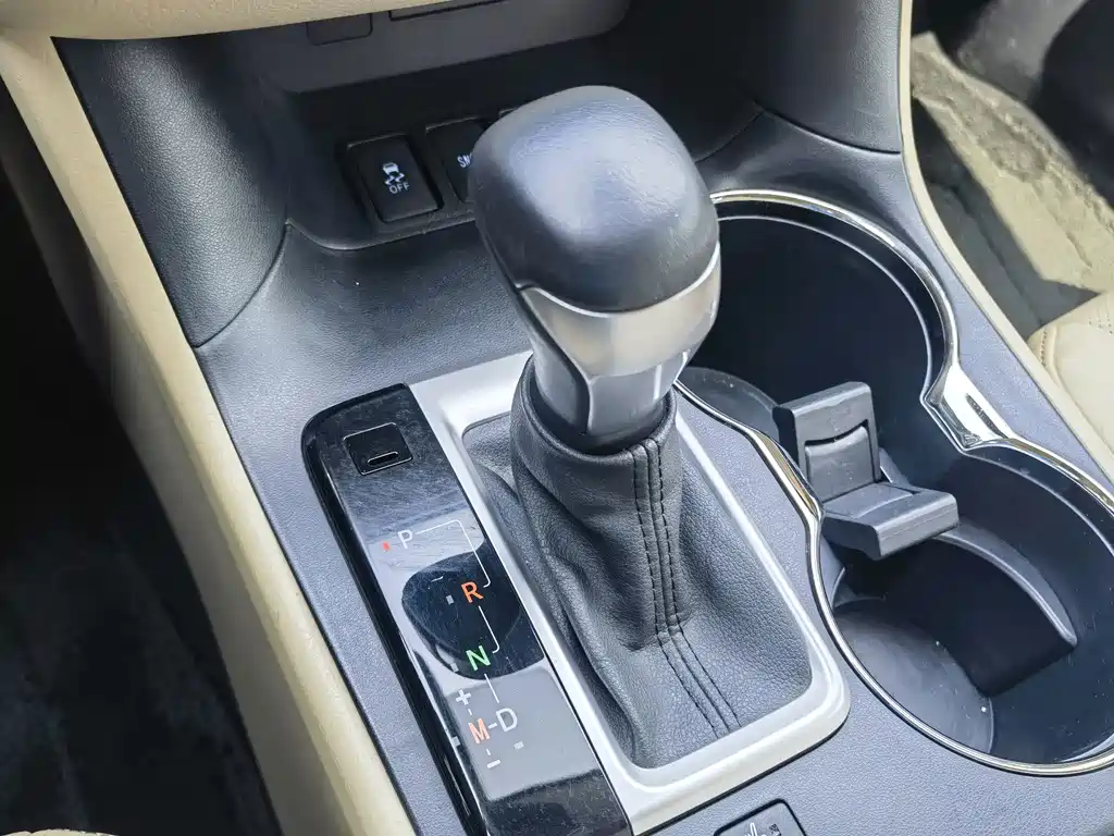 Toyota Highlander — миниатюра 13