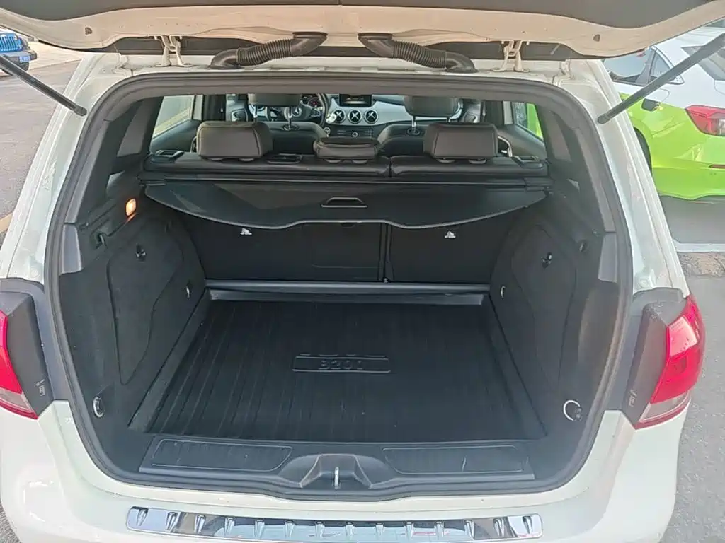Mercedes-Benz B-Class — миниатюра 19