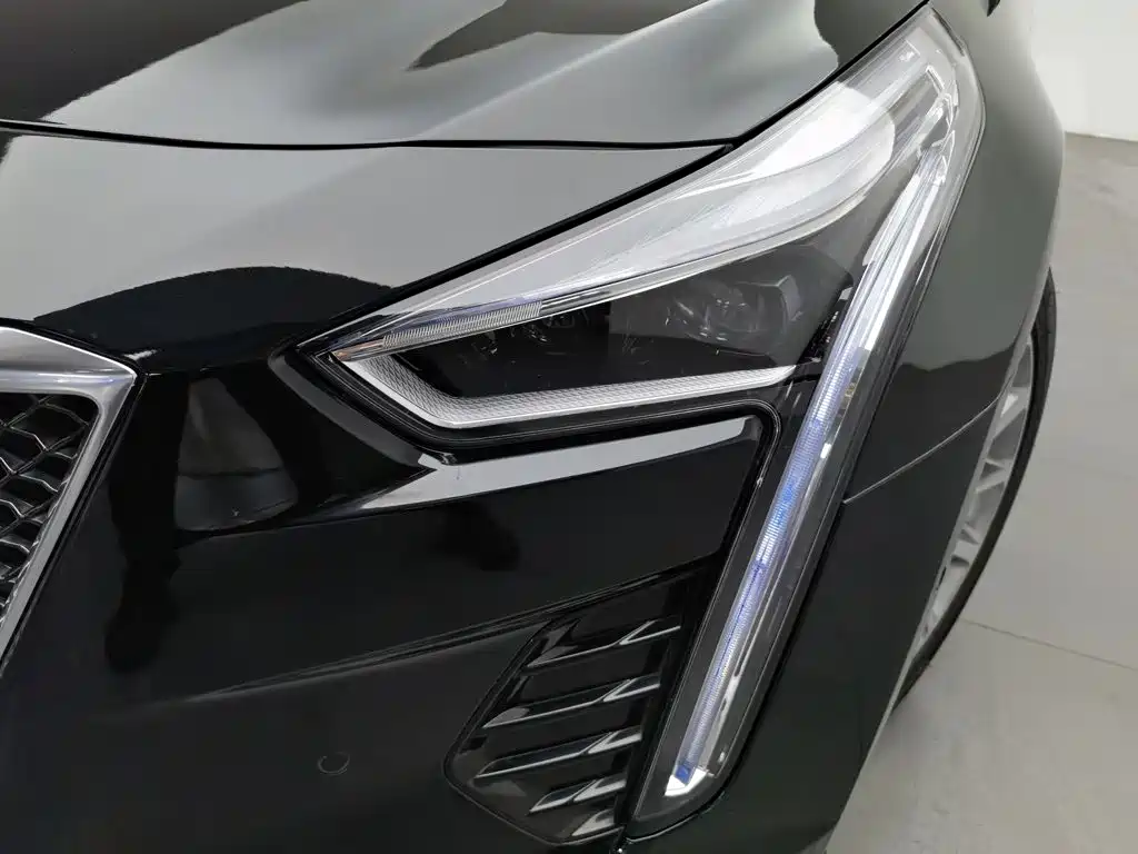 Cadillac CT6 — миниатюра 7