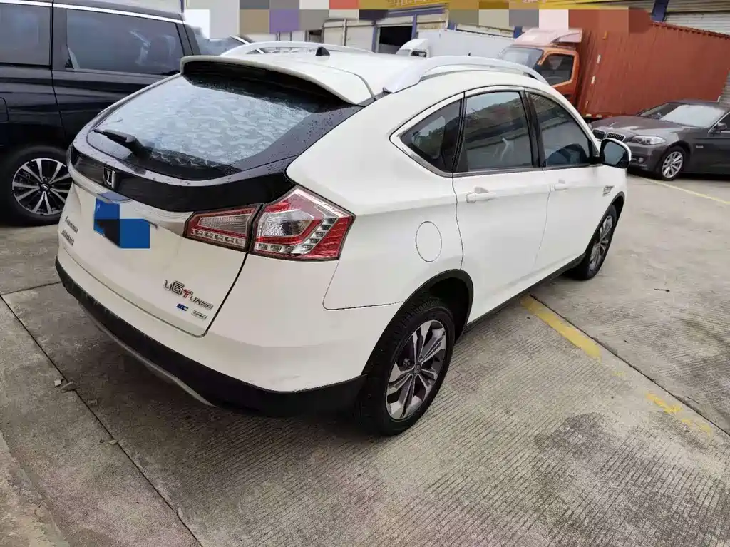 LUXGEN EXCELLENT 6 SUV