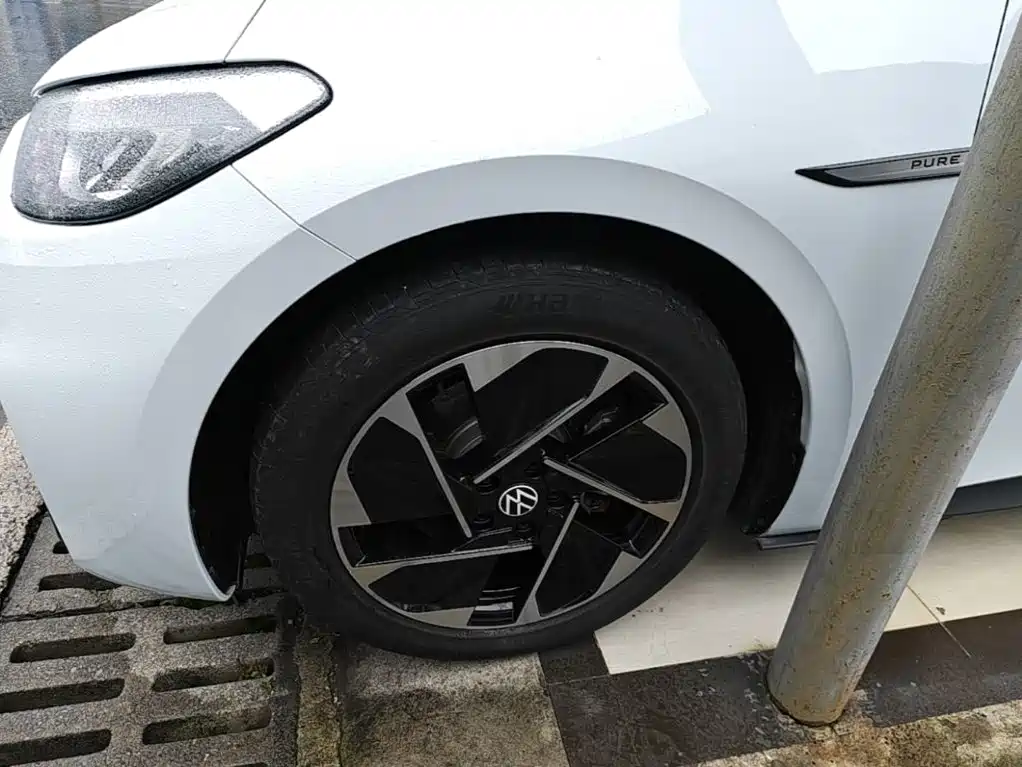 Volkswagen ID.3 — миниатюра 23