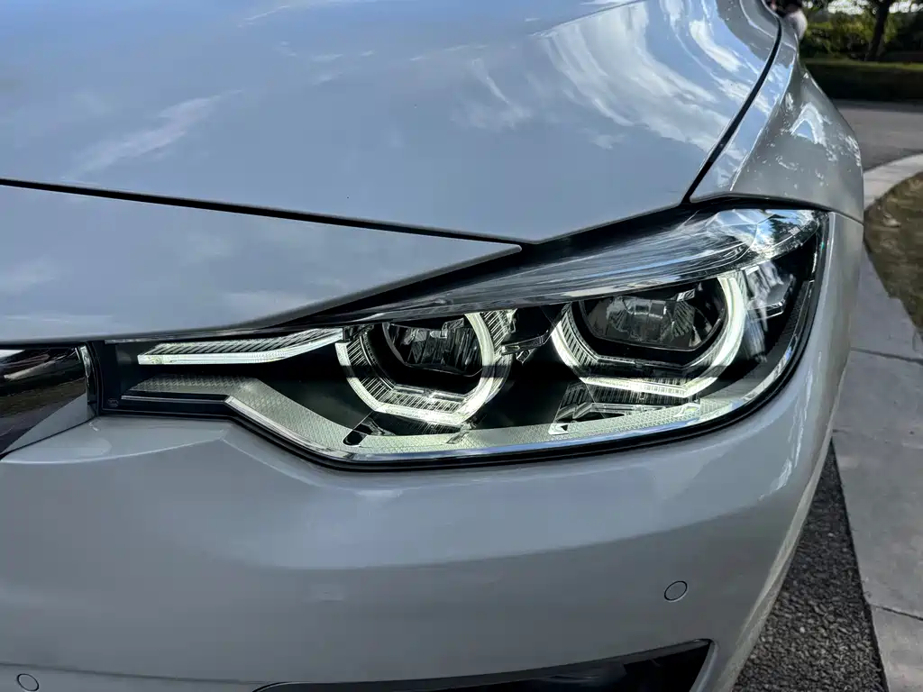 BMW 3 Series — миниатюра 10