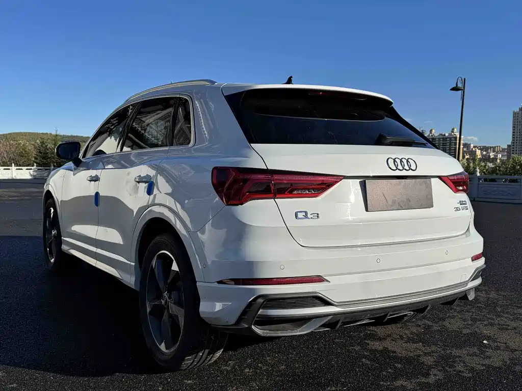 Audi Q3 — миниатюра 4