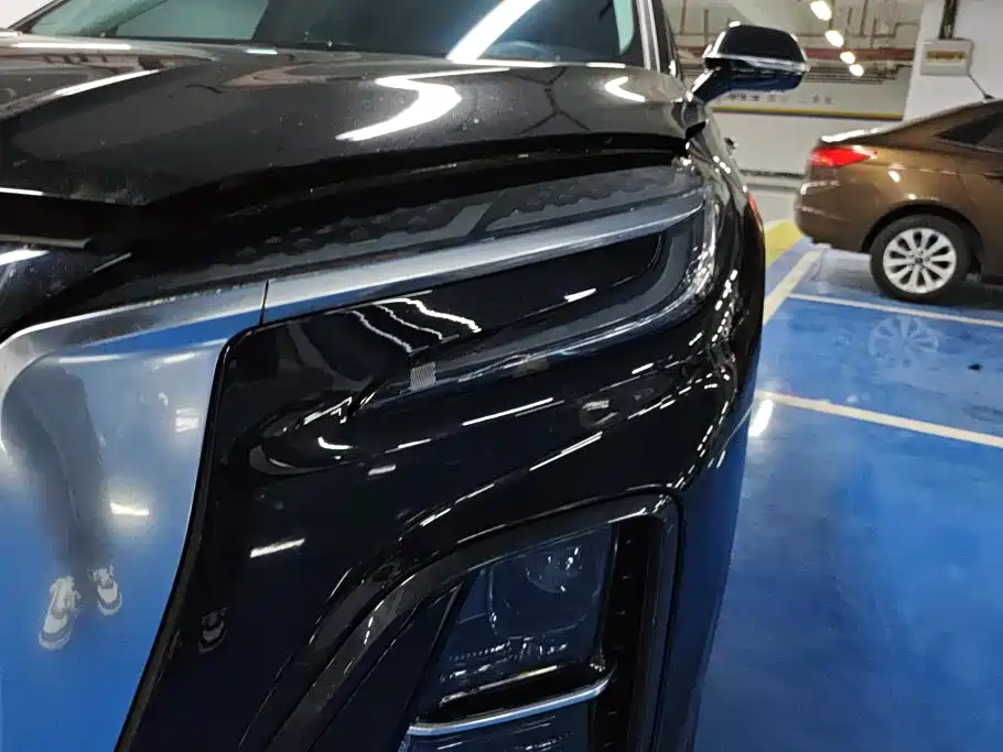 Hongqi Hongqi HS3 PHEV — миниатюра 5