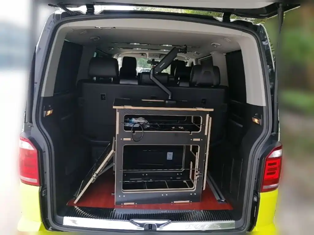 Volkswagen Multivan — миниатюра 24