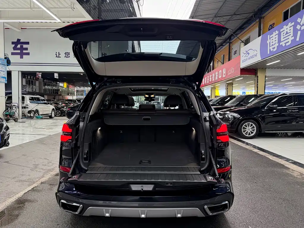 BMW X5 — миниатюра 22