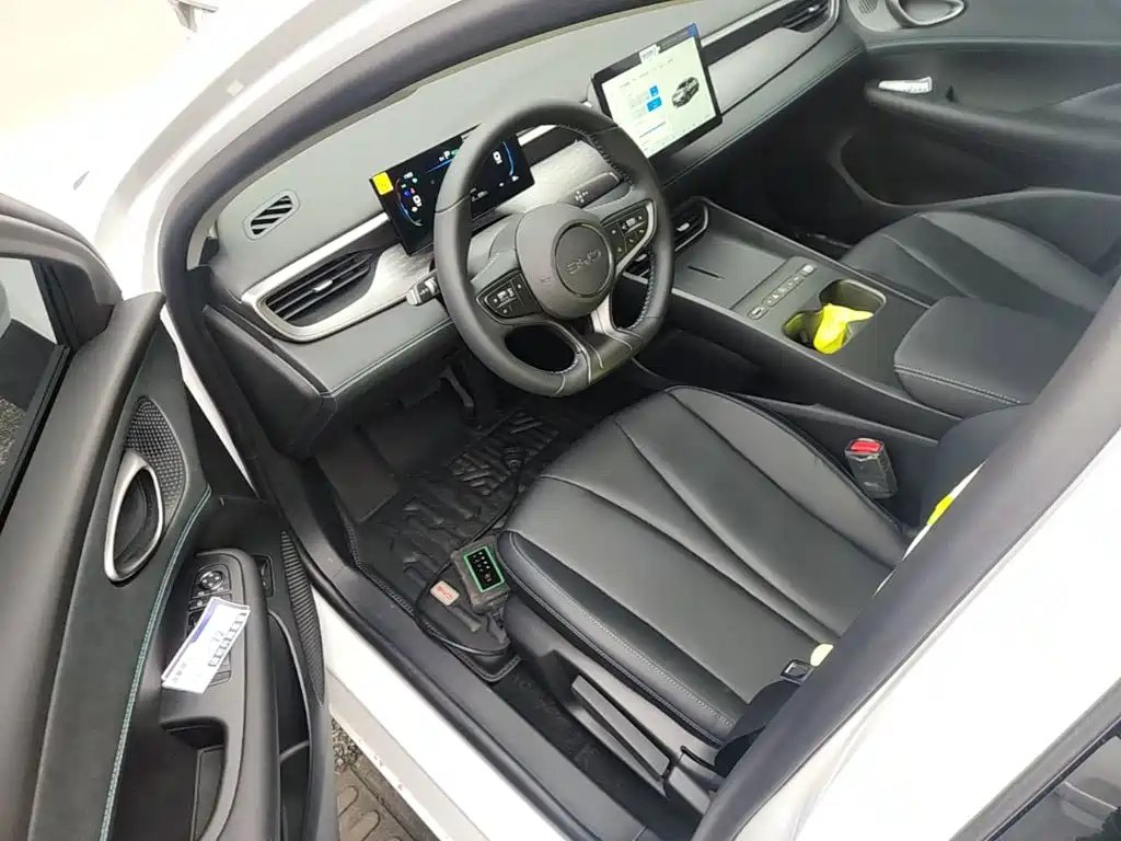 BYD Seal 05 DM-i — миниатюра 16