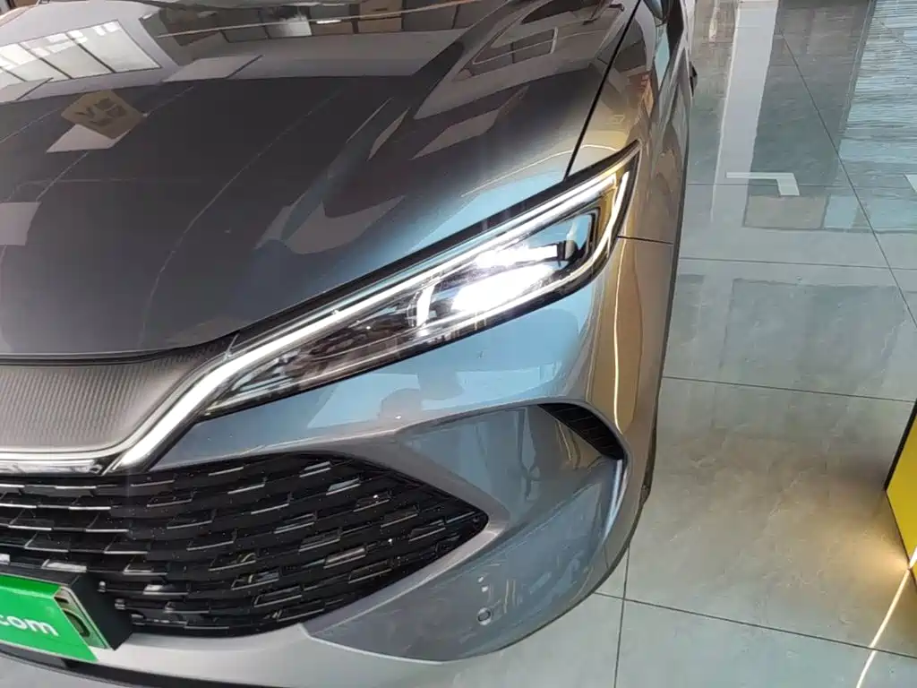 BYD L DM-i — миниатюра 24