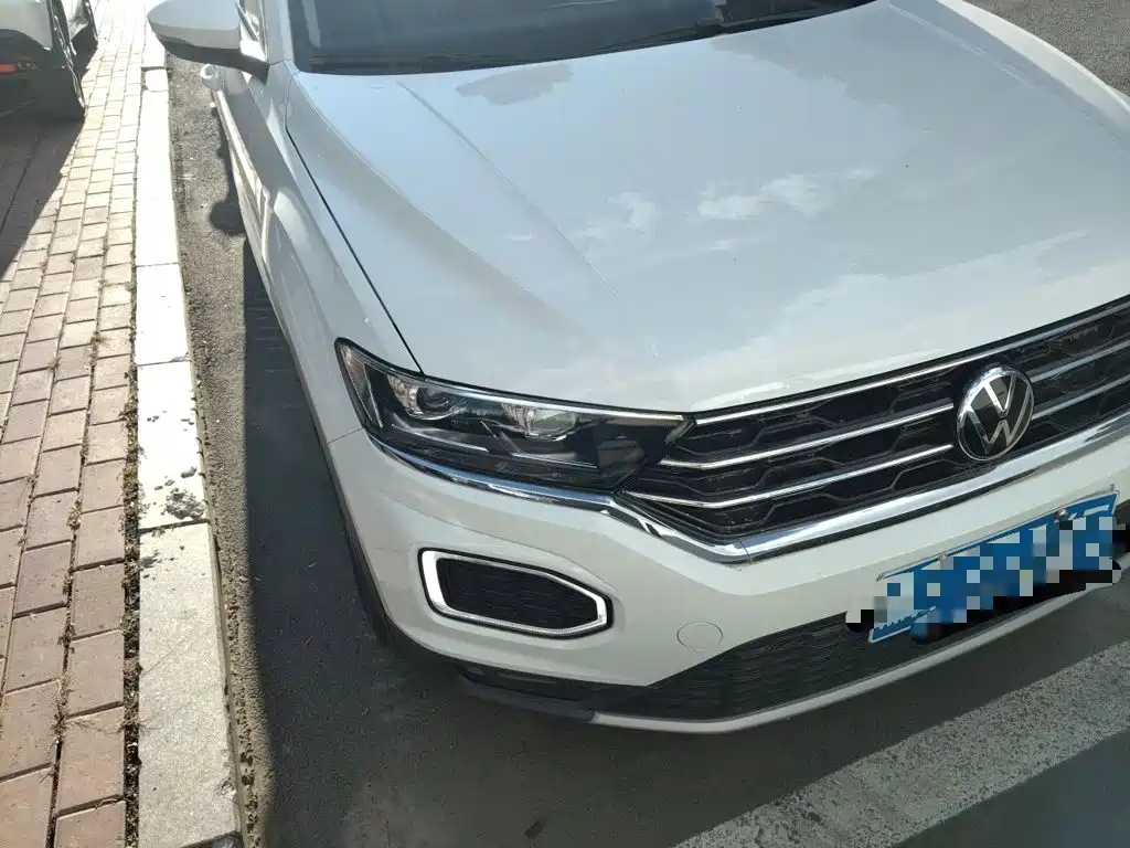 Volkswagen T-Roc — миниатюра 7