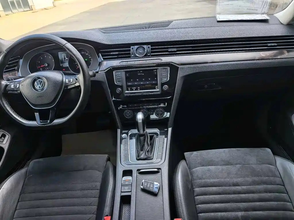 Volkswagen Magotan — миниатюра 7