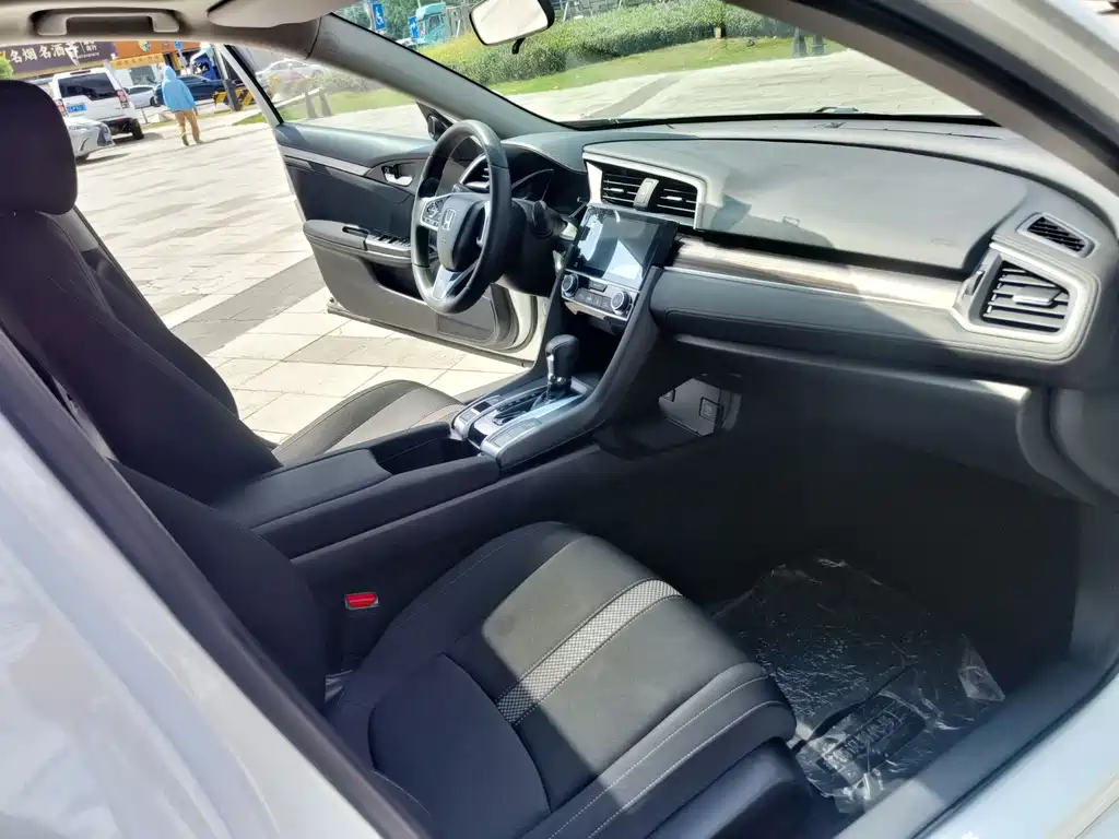 Honda Civic — миниатюра 11