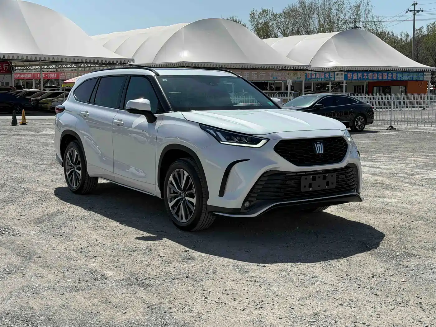 Toyota Crown 2026 Белый из Китая, фото 3