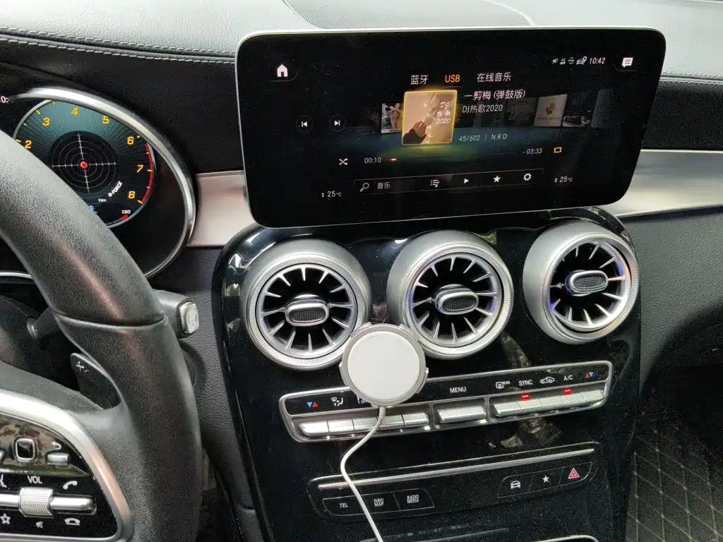 Mercedes-Benz GLC — миниатюра 14