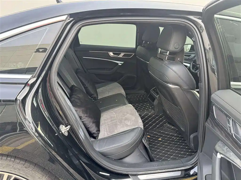 Audi A6L — миниатюра 7