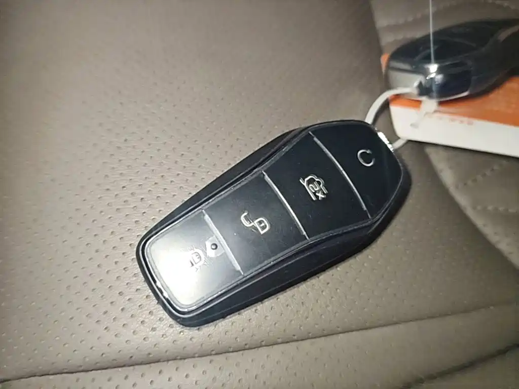 BYD Han — миниатюра 9