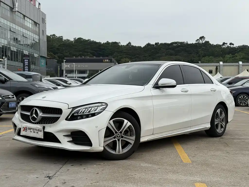 Mercedes-Benz C-Class 2020