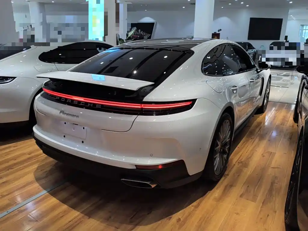 Porsche Panamera — миниатюра 7