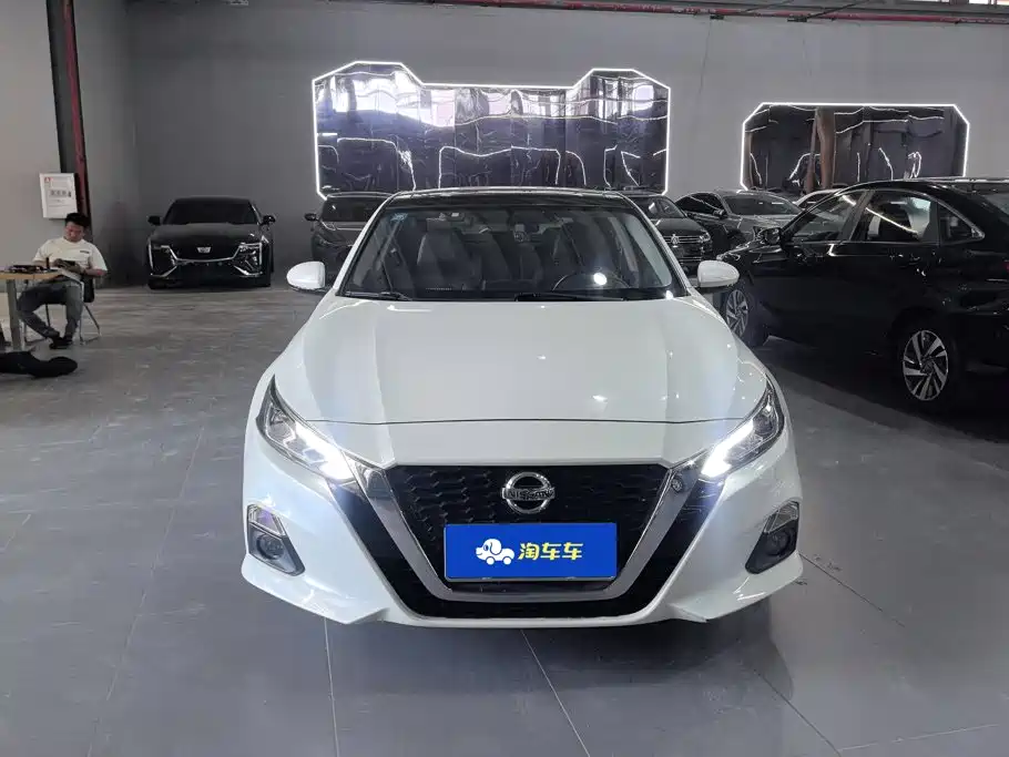 Nissan Teana — миниатюра 2