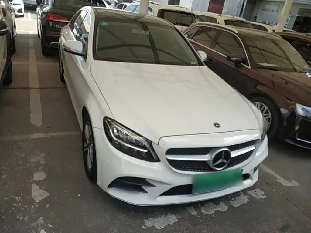 Mercedes-Benz C-Class — миниатюра 3