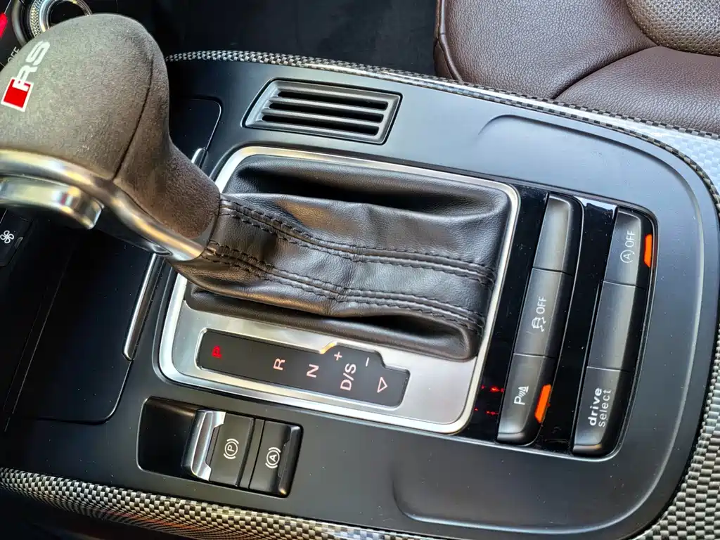 Audi A4L — миниатюра 12