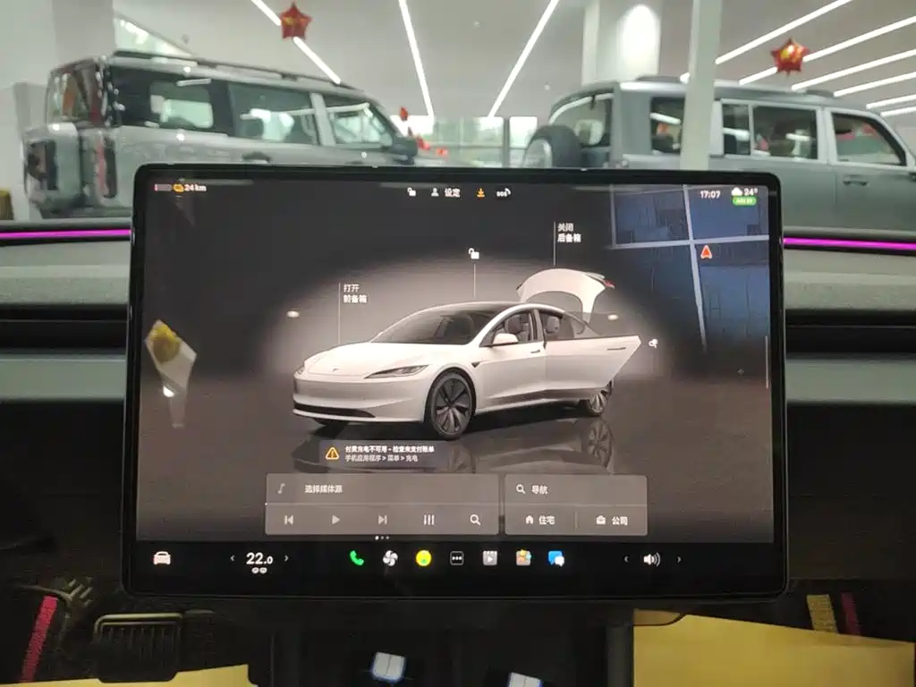 Tesla Model 3 — миниатюра 13