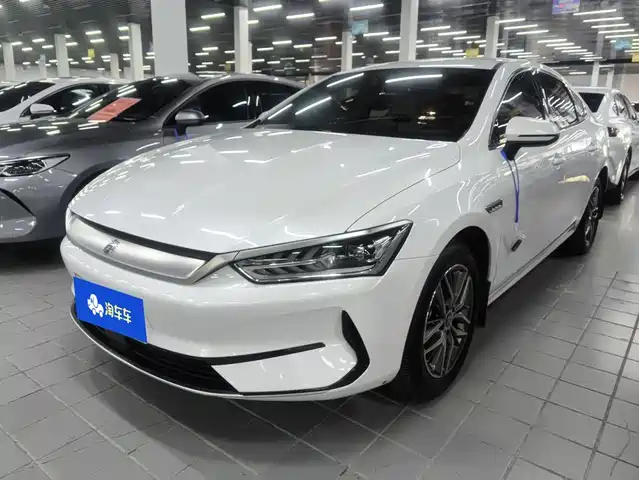2025 BYD Qin