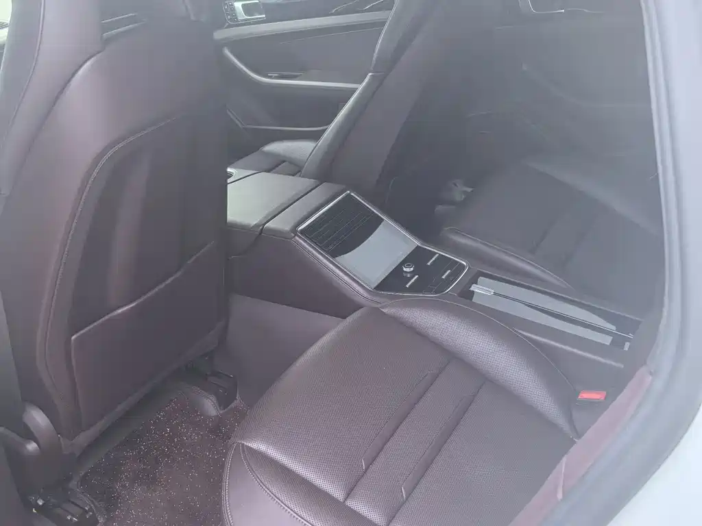 Porsche Panamera — миниатюра 14