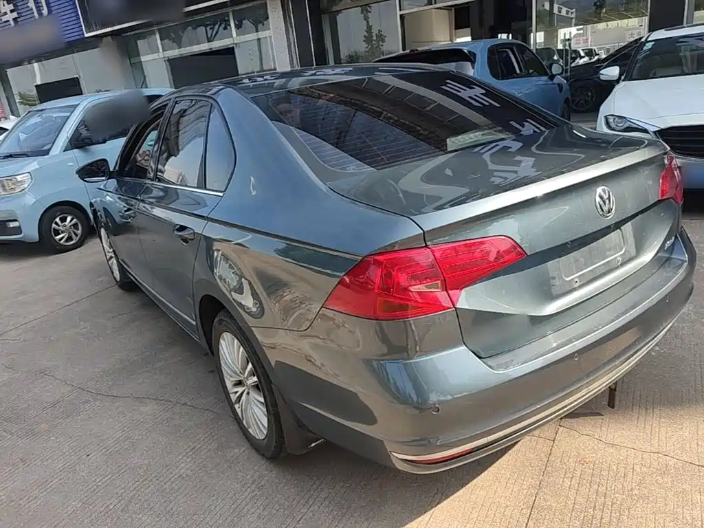 Volkswagen Bora — миниатюра 5