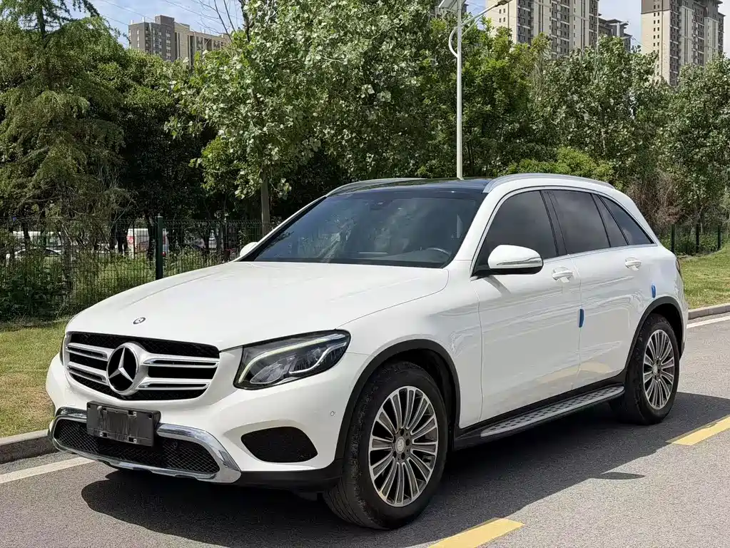 Купить Mercedes-Benz GLC