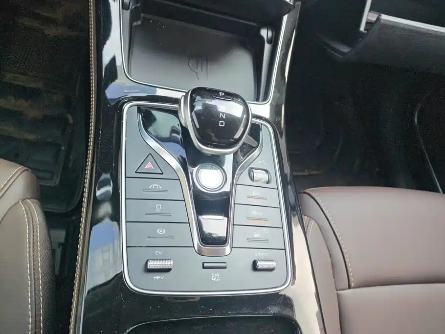 BYD MAX New Energy — миниатюра 16