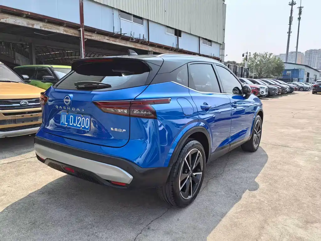 NISSAN QASHQAI