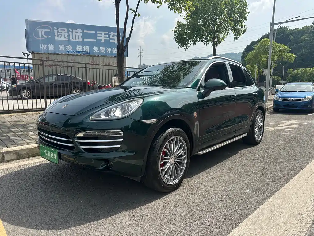 Porsche Cayenne 2011