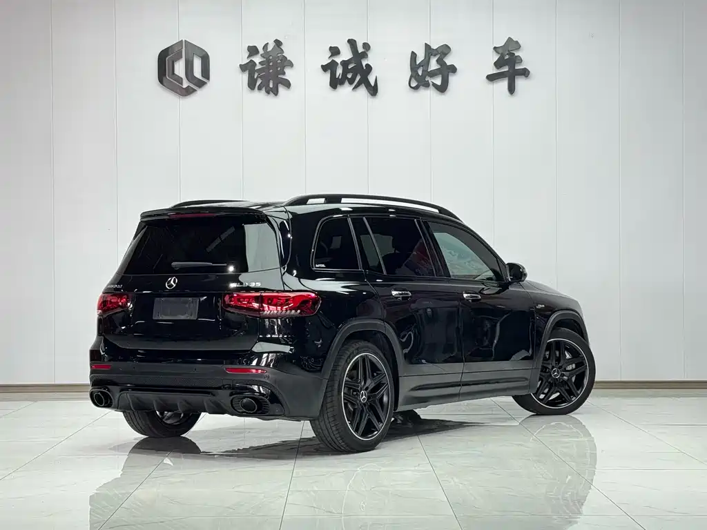 MERCEDES-BENZ GLB AMG