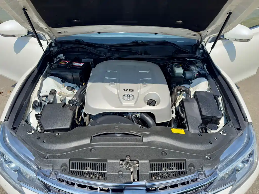 Toyota Reiz — миниатюра 19