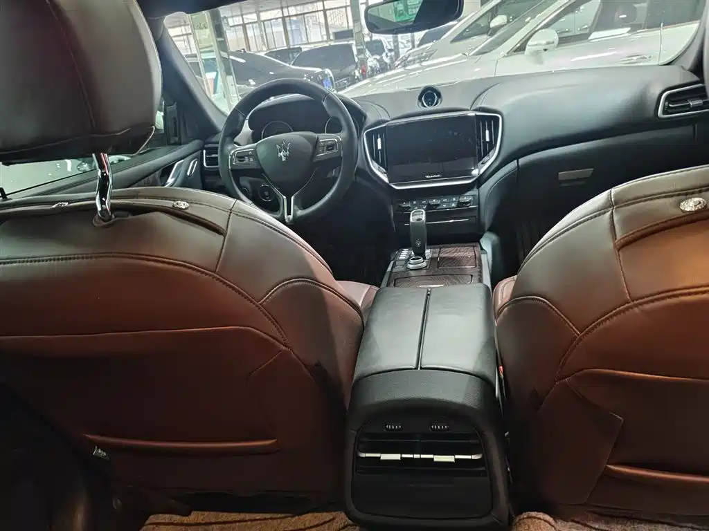 Maserati Ghibli 2021 2.0T