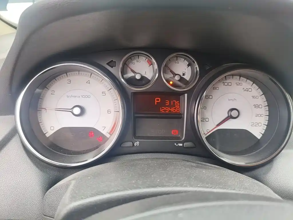 Peugeot 308 — миниатюра 12