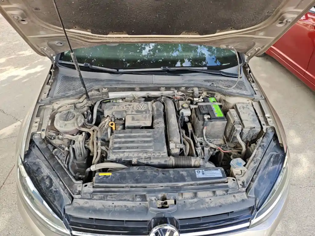 Volkswagen Golf — миниатюра 20