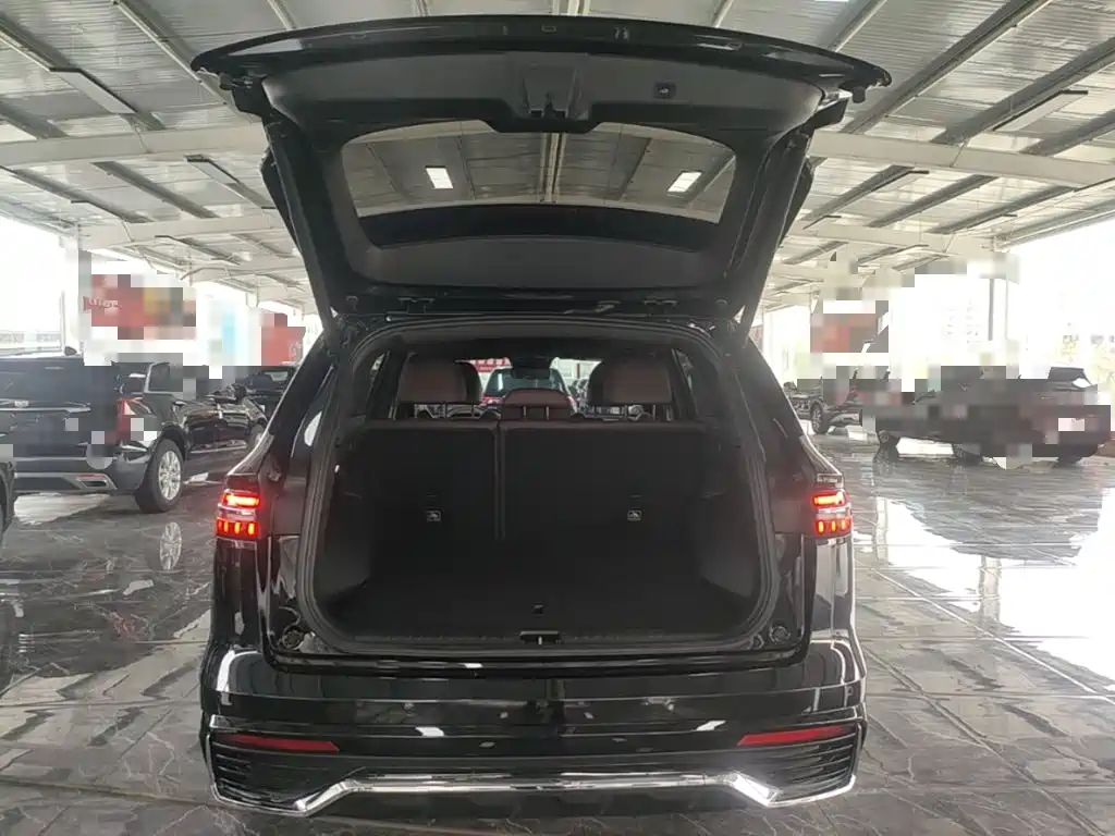 Geely Xingyue L — миниатюра 19