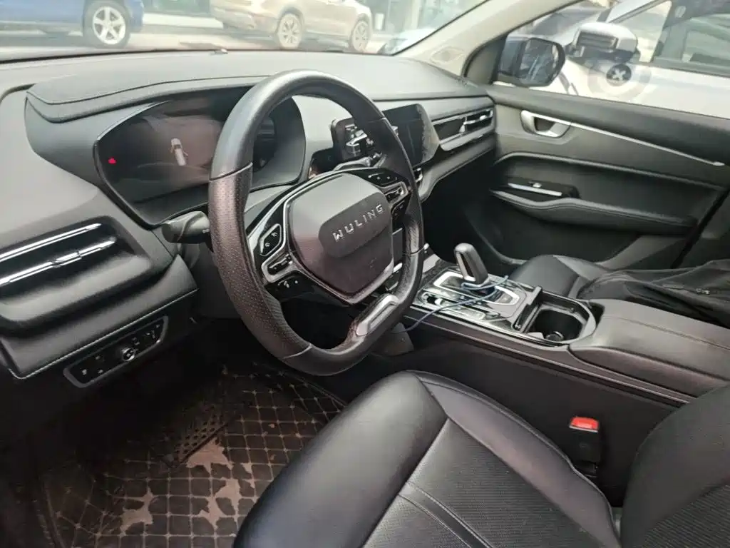 Wuling Victory — миниатюра 11