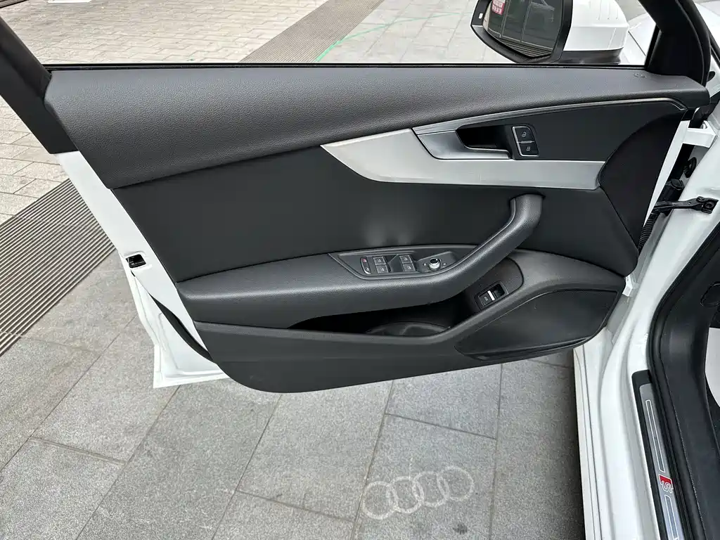 Audi A4L — миниатюра 18