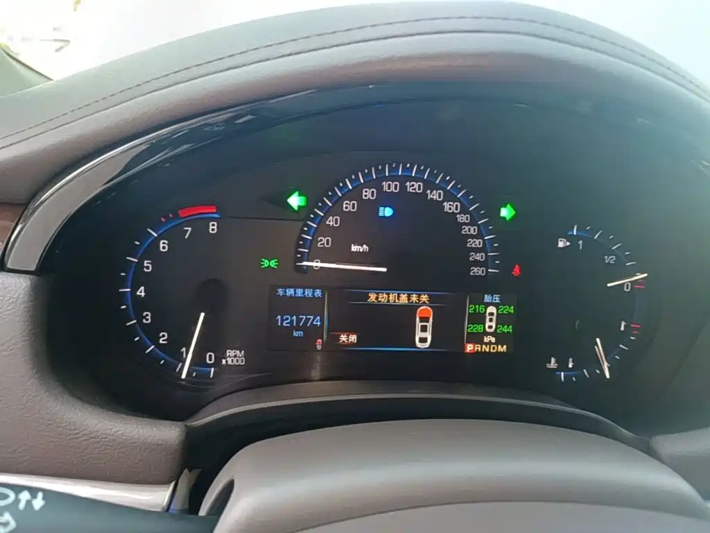 Cadillac XTS — миниатюра 12