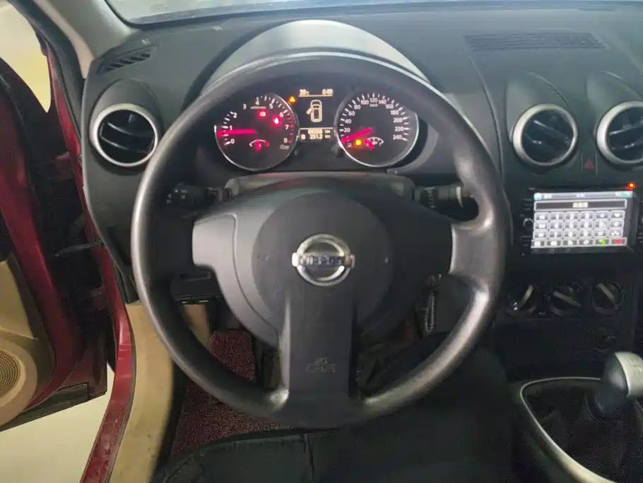 Nissan Qashqai — миниатюра 15