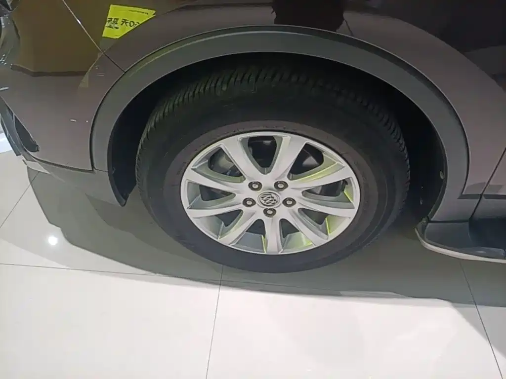Buick Envision Plus — миниатюра 25