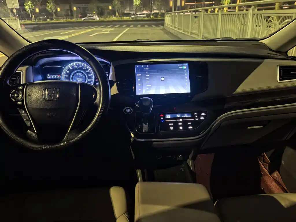 Honda Odyssey — миниатюра 6