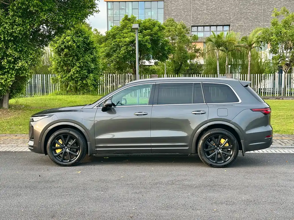 Li Auto Li ONE — миниатюра 3